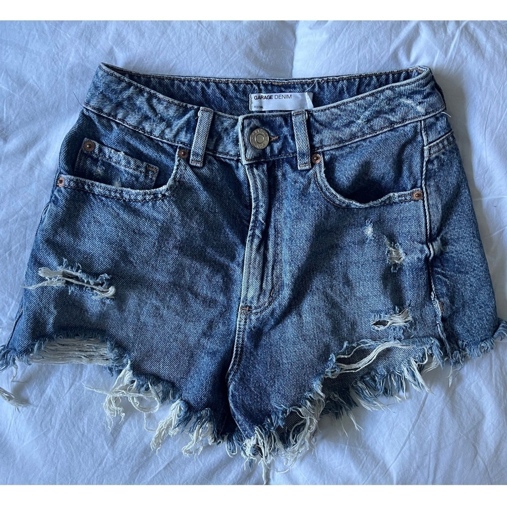GARAGE DENIM Festival Distressed Frayed Hem Blue Denim Shorts Women's Size 00
